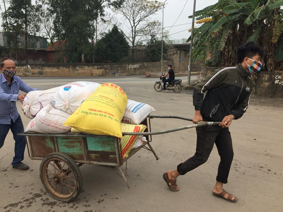 Tận thấy 12 chốt trực cách ly khu vực có dịch Covid-19 tại Vĩnh Phúc ảnh 8