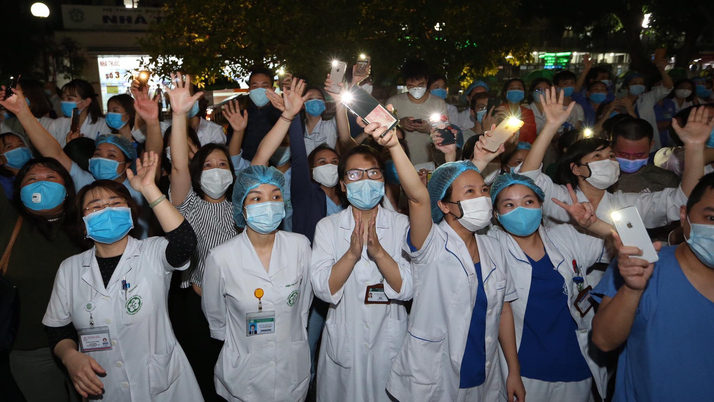 Bệnh viện Bạch Mai – giờ phút chiến thắng COVID-19 ảnh 2
