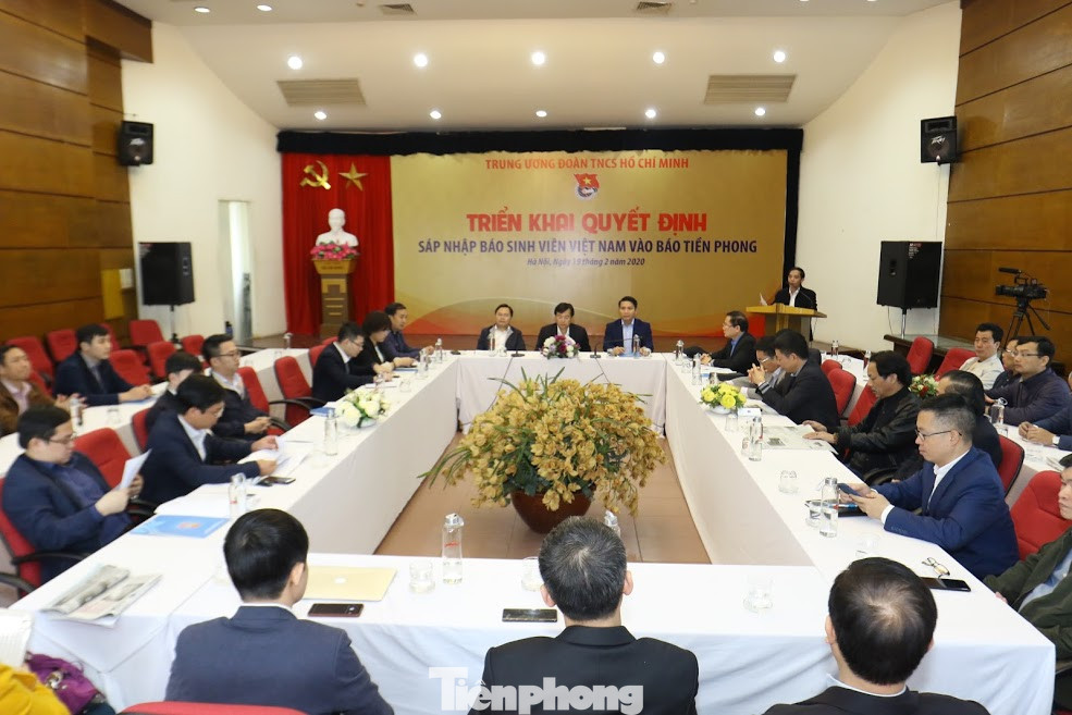 Sáp nhập báo Sinh viên Việt Nam vào báo Tiền Phong ảnh 1