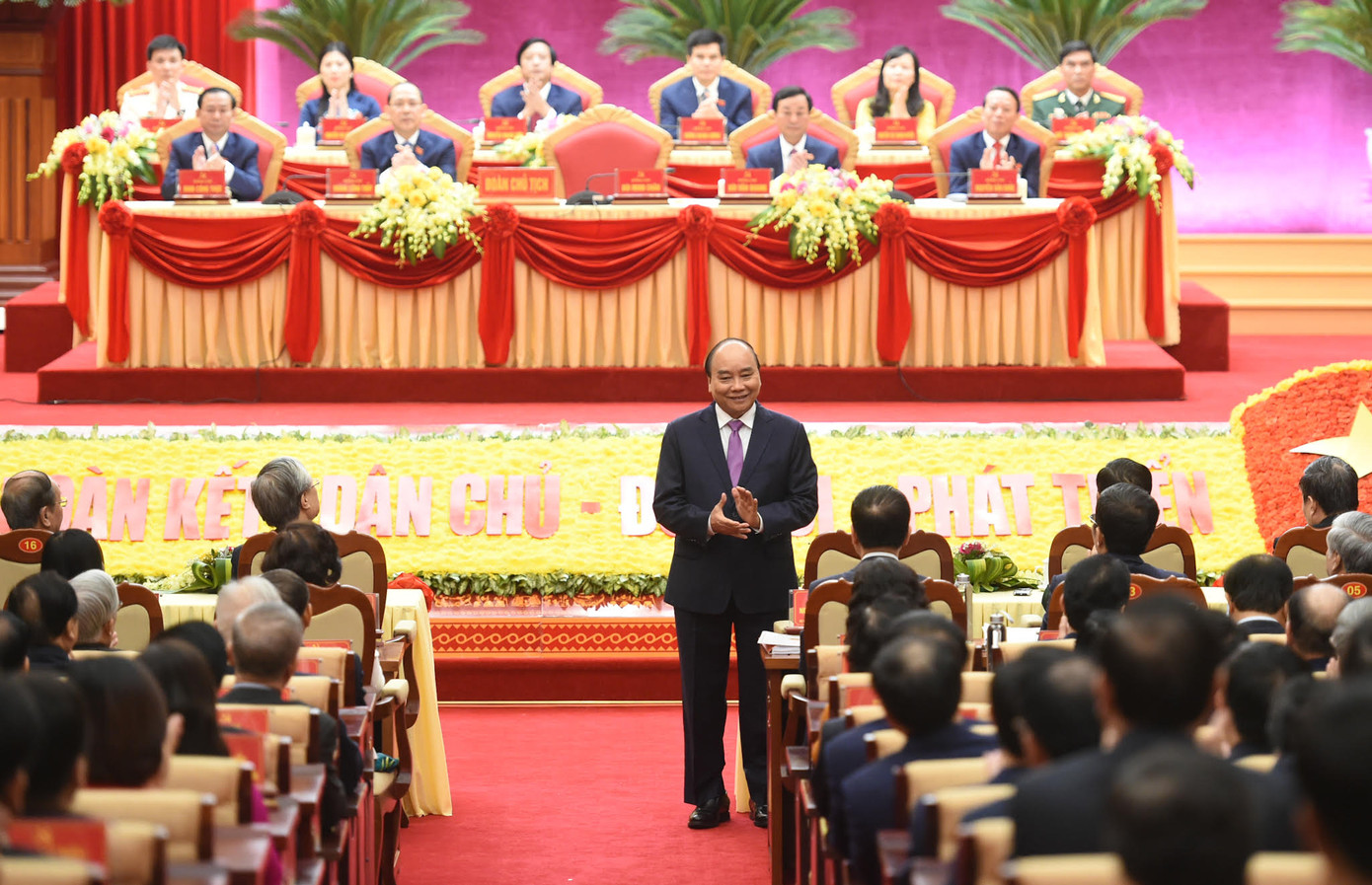 Thủ tướng Nguyễn Xuân Phúc chỉ đạo Đại hội Đảng bộ tỉnh Phú Thọ ảnh 2