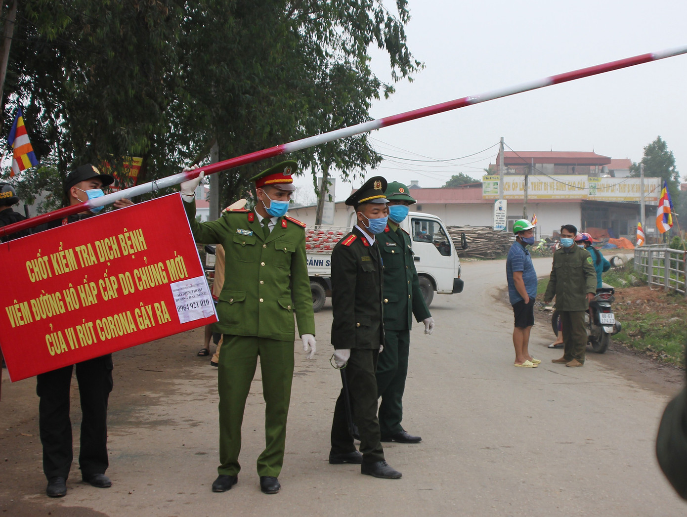 Tạm dừng tổ chức ăn hỏi, đám cưới trong khu vực cách ly ở Vĩnh Phúc ảnh 3 Tạm dừng tổ chức ăn hỏi, đám cưới trong khu vực cách ly ở Vĩnh Phúc ảnh 3