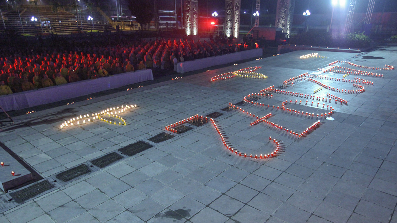 Lễ cầu siêu 60 liệt sĩ thanh niên xung phong hi sinh đêm Giáng sinh ảnh 1