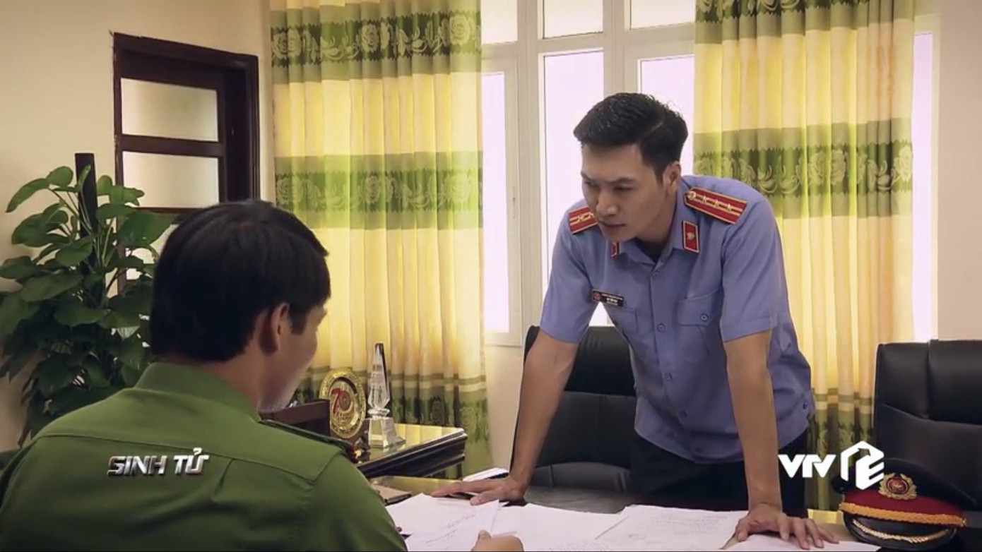 Sinh tử tập 38: Cán bộ xã bị xúi bẩy đổ tội cho chủ tịch huyện chủ mưu ăn tiền ảnh 4