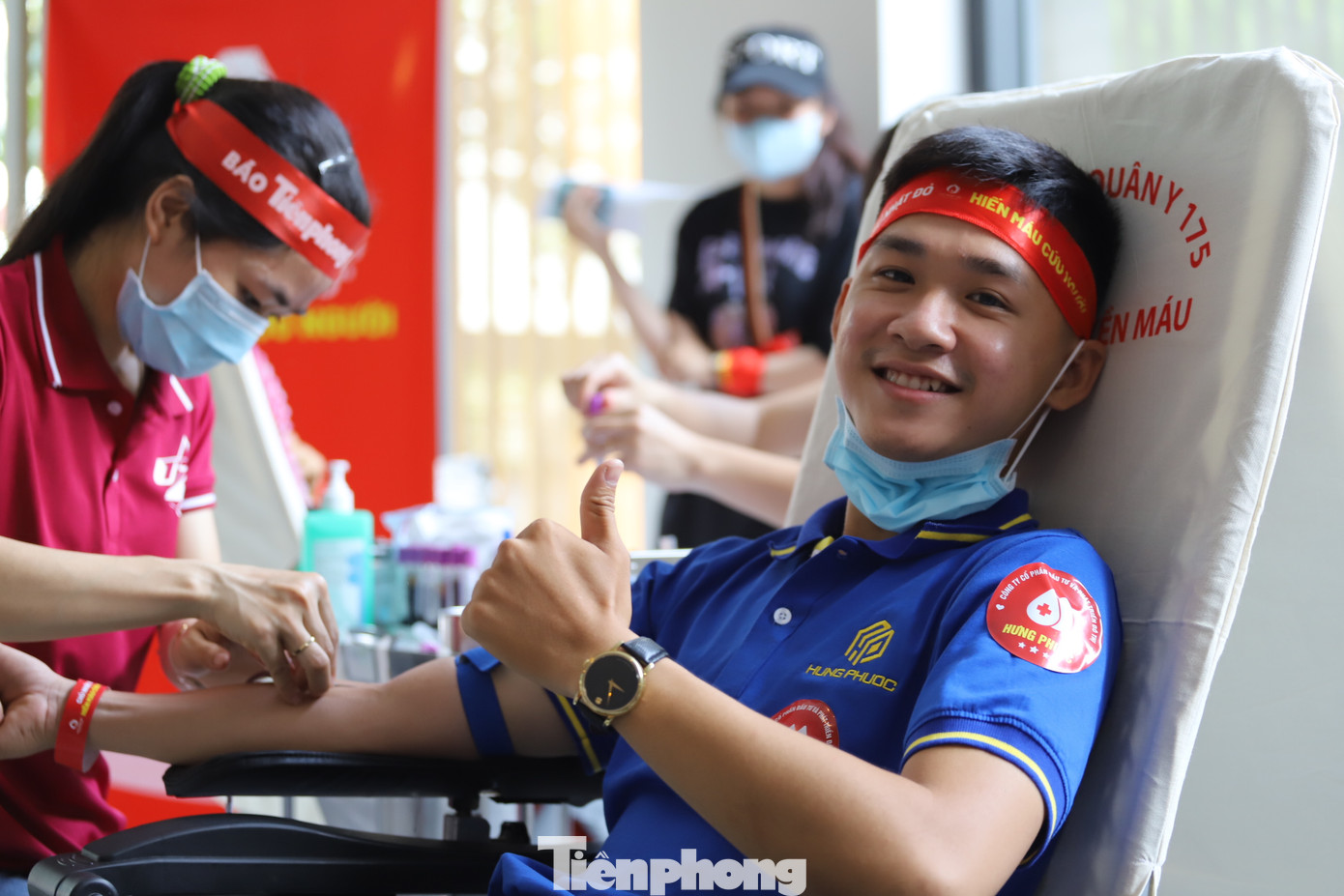 Những nụ cười tỏa nắng ngày hiến máu Chủ nhật Đỏ 2020 tại Bình Dương ảnh 2