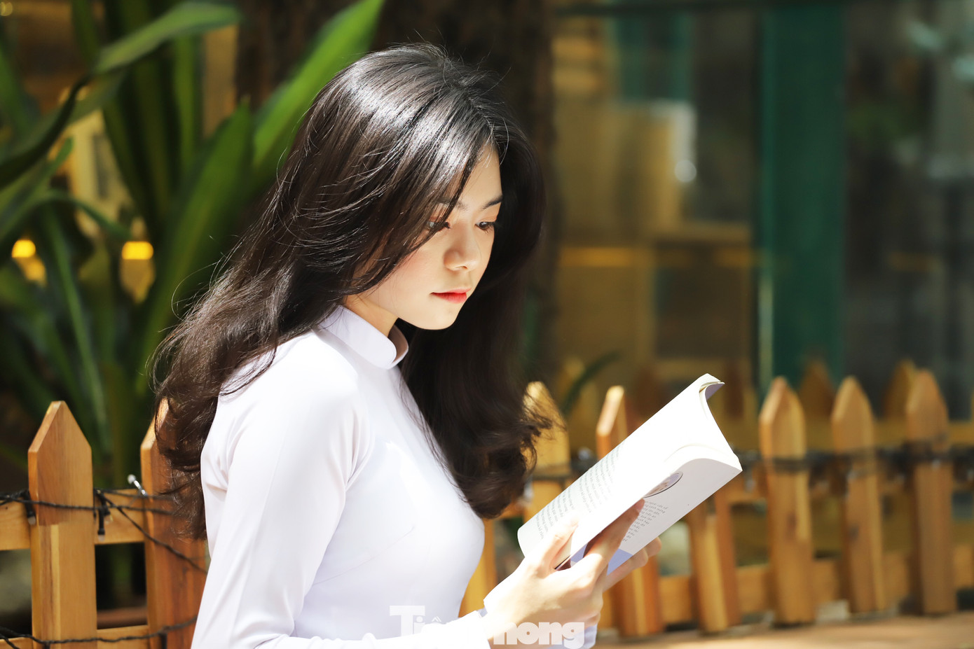 Sau gỡ bỏ giãn cách xã hội, người Sài Gòn dạo phố, chụp ảnh cuối tuần ảnh 18