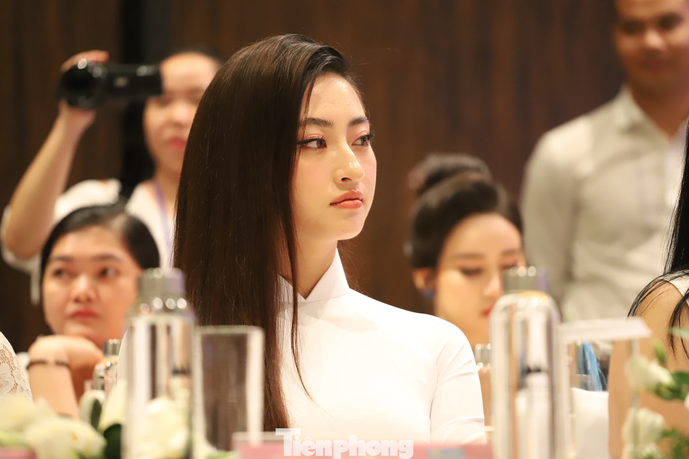 Nhan sắc 'thăng hạng' của Top 3 Hoa hậu Việt Nam 2018 sau 2 năm ảnh 7