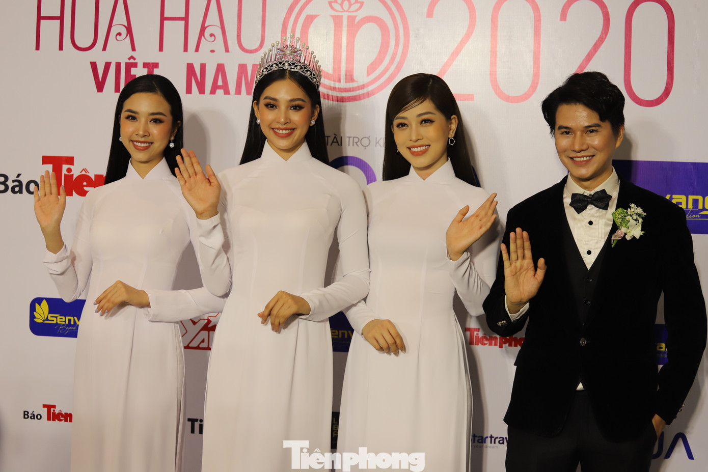 Nhan sắc 'thăng hạng' của Top 3 Hoa hậu Việt Nam 2018 sau 2 năm ảnh 11