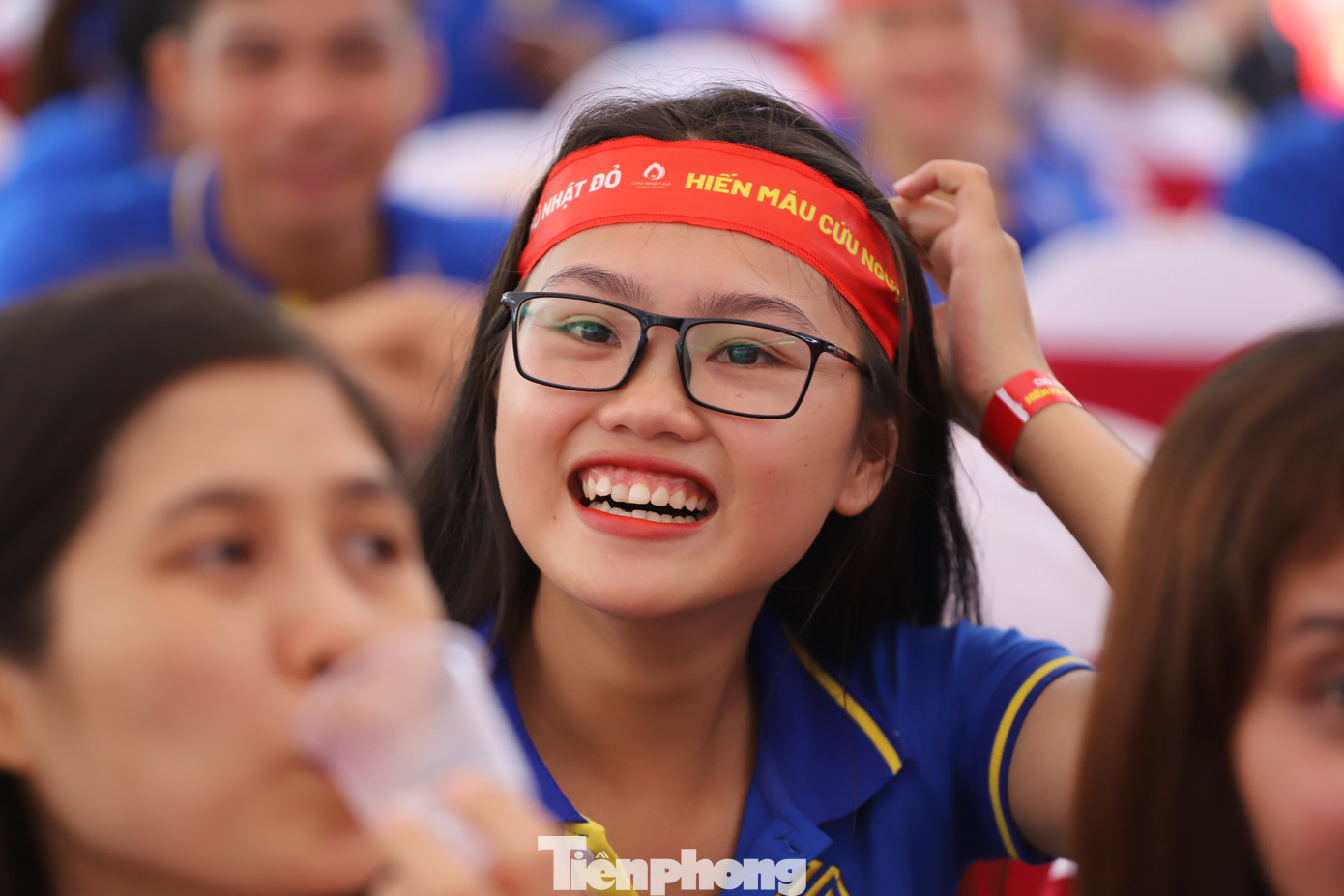 Những nụ cười tỏa nắng ngày hiến máu Chủ nhật Đỏ 2020 tại Bình Dương ảnh 9