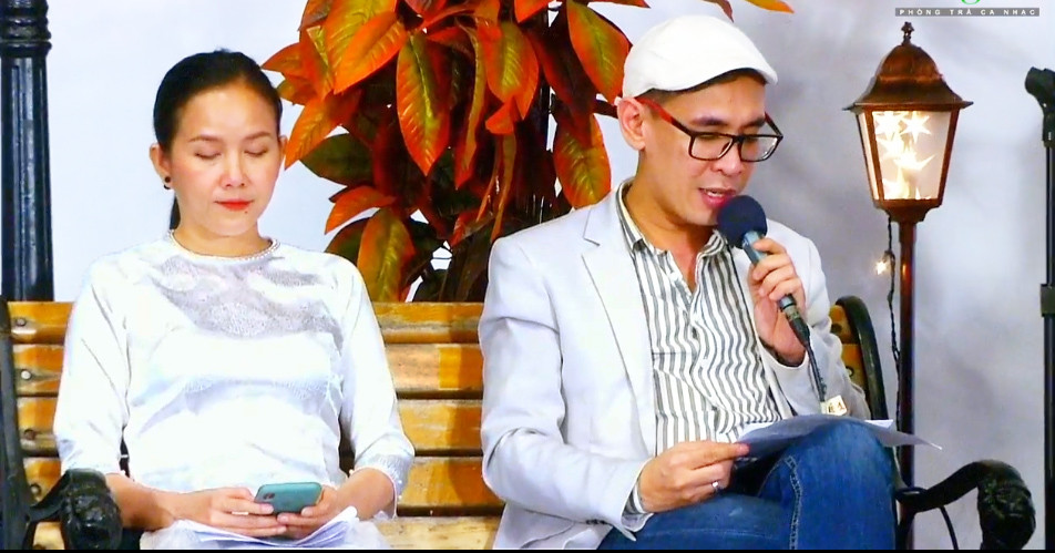 Ca sĩ phòng trà Sài Gòn đẫm lệ trên sân khấu không khán giả vì COVID-19 ảnh 1