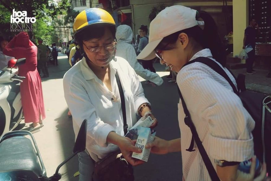 Đáp án và nhận định đề thi môn Tiếng Anh lớp 10 THPT tại Hà Nội năm 2020 ảnh 6