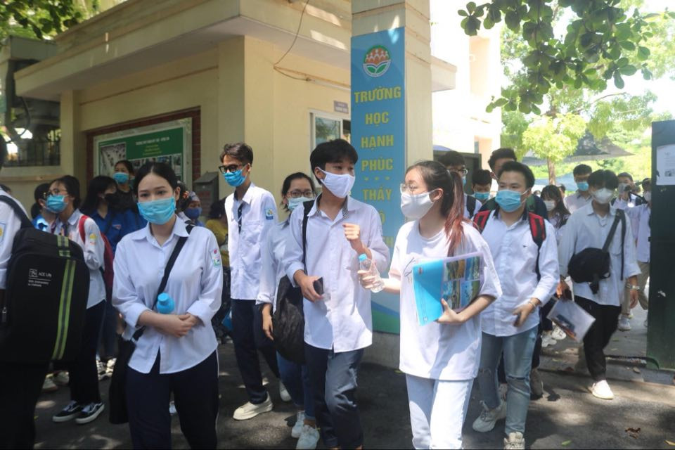 Gợi ý đáp án bài thi tổ hợp Khoa học Xã hội của kỳ thi tốt nghiệp THPT Quốc gia 2020 ảnh 1