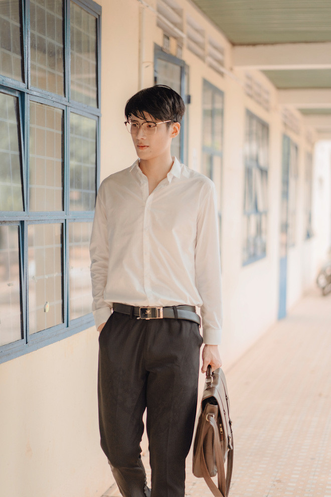 Chàng vận động viên trong bộ ảnh làm “thầy giáo” gây sốt cộng đồng mạng ảnh 2