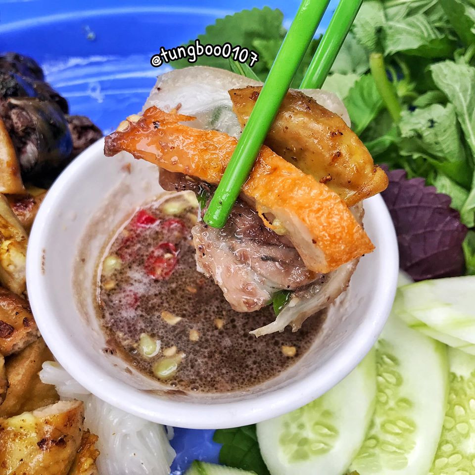 Hà Nội không thiếu quán ngon lại rẻ: Lập hội bún đậu “ăn sập” khu phố cổ mùa Hè này ảnh 2