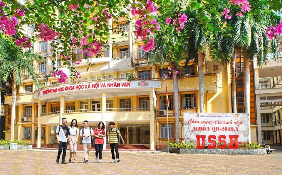 Học phí các trường top đầu Hà Nội: Đại học Kinh tế Quốc dân có ngành lên tới 80 triệu đồng ảnh 2