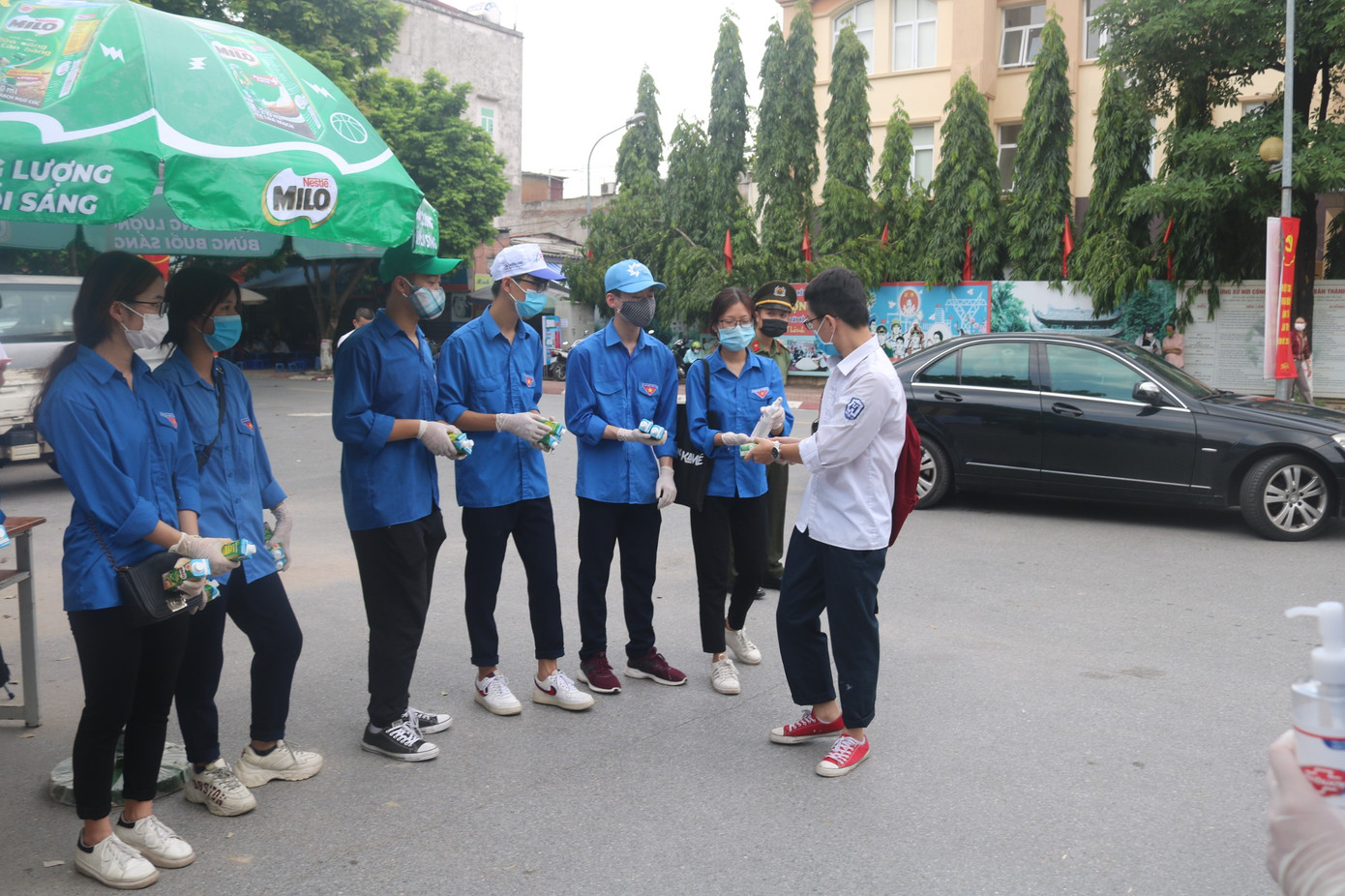 Gợi ý đáp án môn Toán thi Tốt nghiệp THPT 2020: Cùng chấm xem mình được mấy điểm! ảnh 14