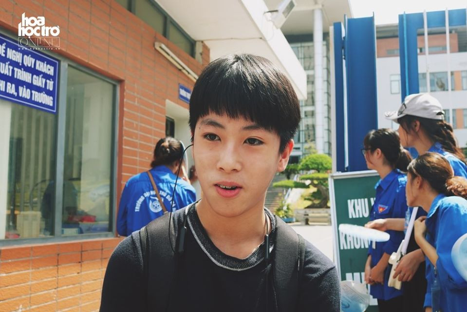 Học sinh Hà Nội kết thúc kỳ tuyển sinh lớp 10 THPT công lập với bài thi Toán ảnh 2