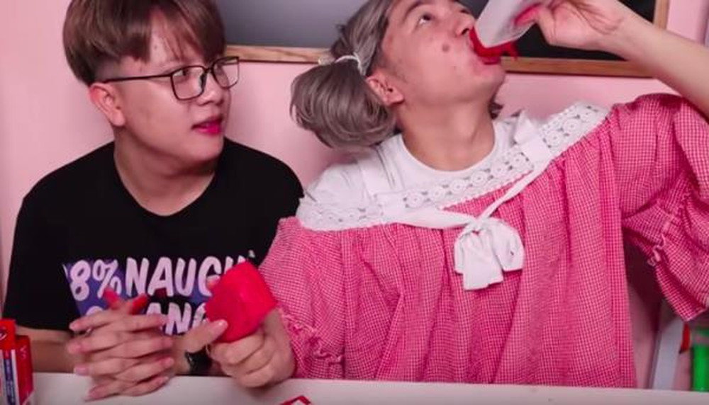 Clip “nấu cháo gà nguyên lông” chỉ là một trong vô số vlog câu view bất chấp trên YouTube ảnh 7