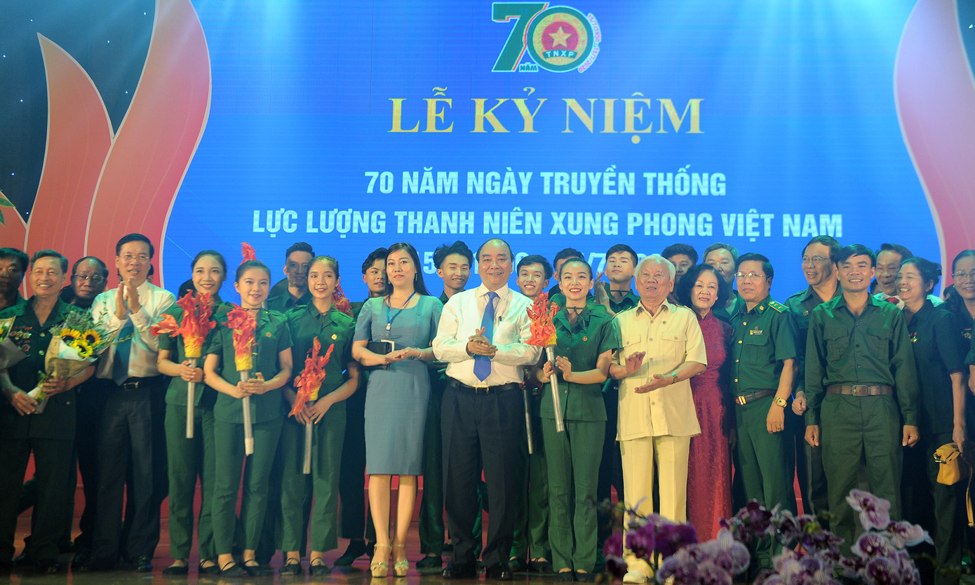 Trong những dấu mốc lịch sử Việt Nam đều có Lực lượng TNXP ảnh 18