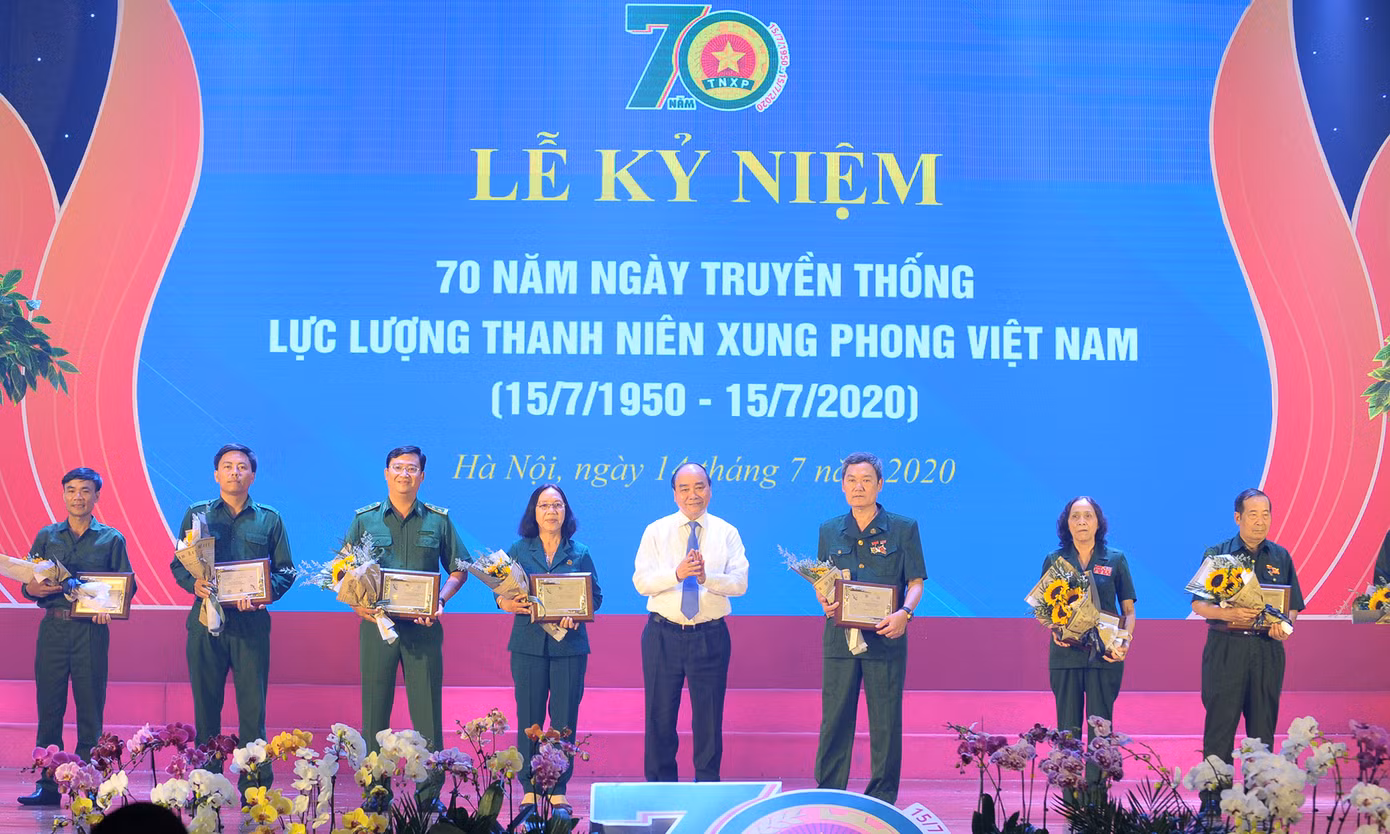 Trong những dấu mốc lịch sử Việt Nam đều có Lực lượng TNXP ảnh 13