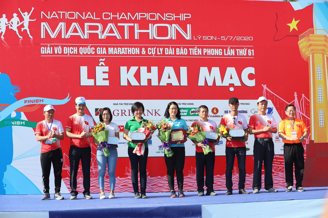Tiền Phong Marathon vươn tầm thành một sự kiện lớn về biển đảo ảnh 4