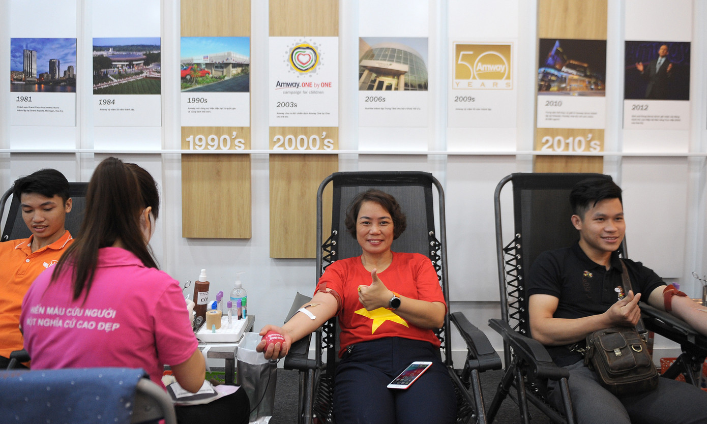 Rộn ràng ngày hội hiến máu Chủ nhật Đỏ tại Hà Nội ảnh 6