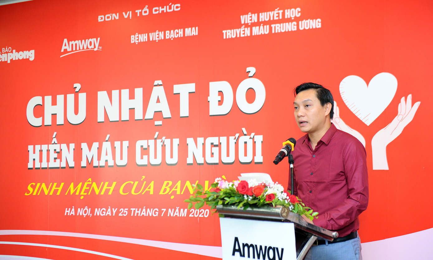 Rộn ràng ngày hội hiến máu Chủ nhật Đỏ tại Hà Nội ảnh 3