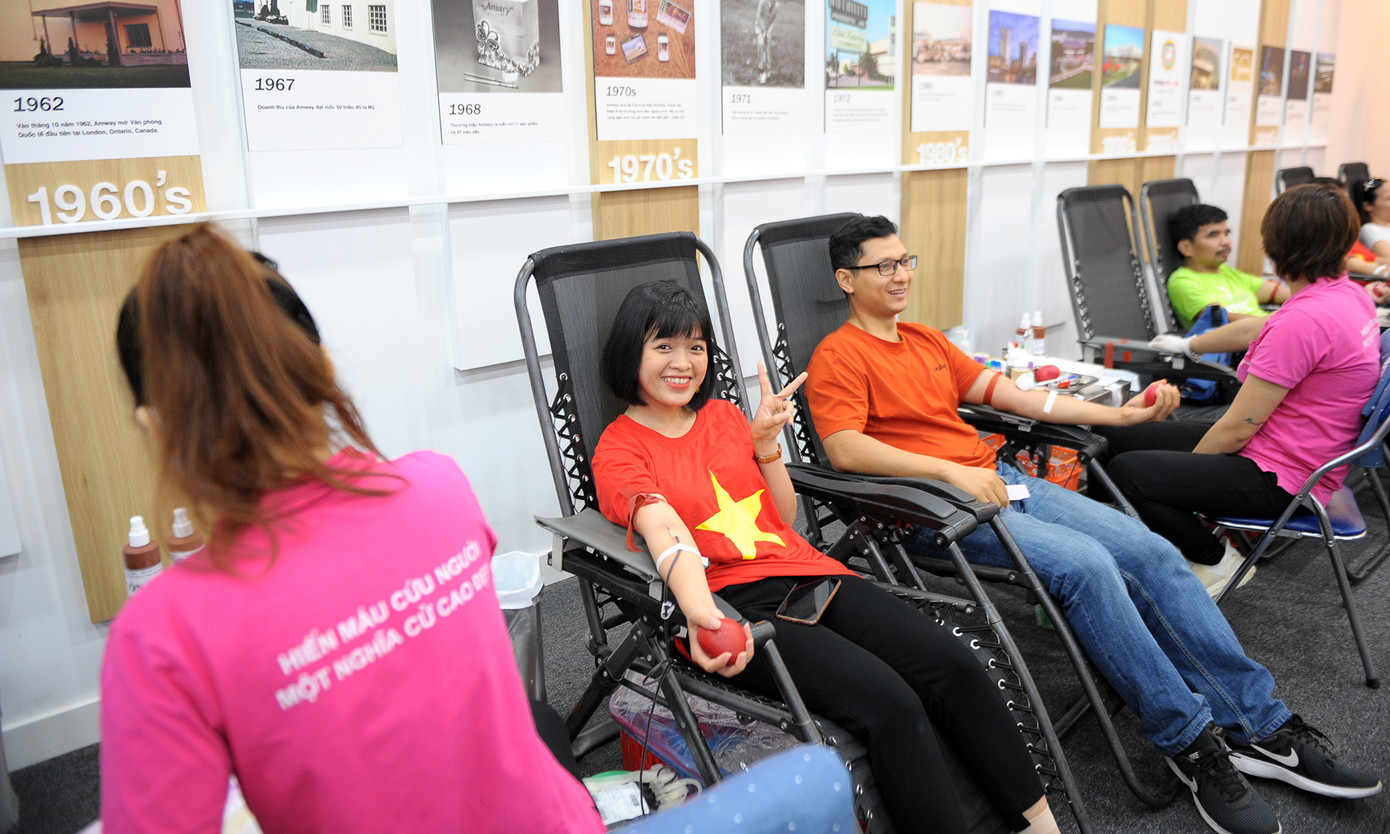 Rộn ràng ngày hội hiến máu Chủ nhật Đỏ tại Hà Nội ảnh 5