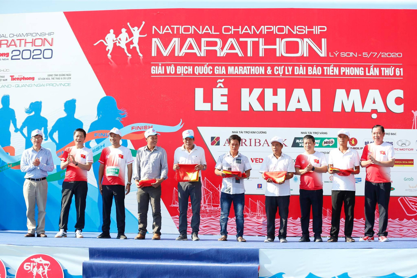 Tiền Phong Marathon vươn tầm thành một sự kiện lớn về biển đảo ảnh 6