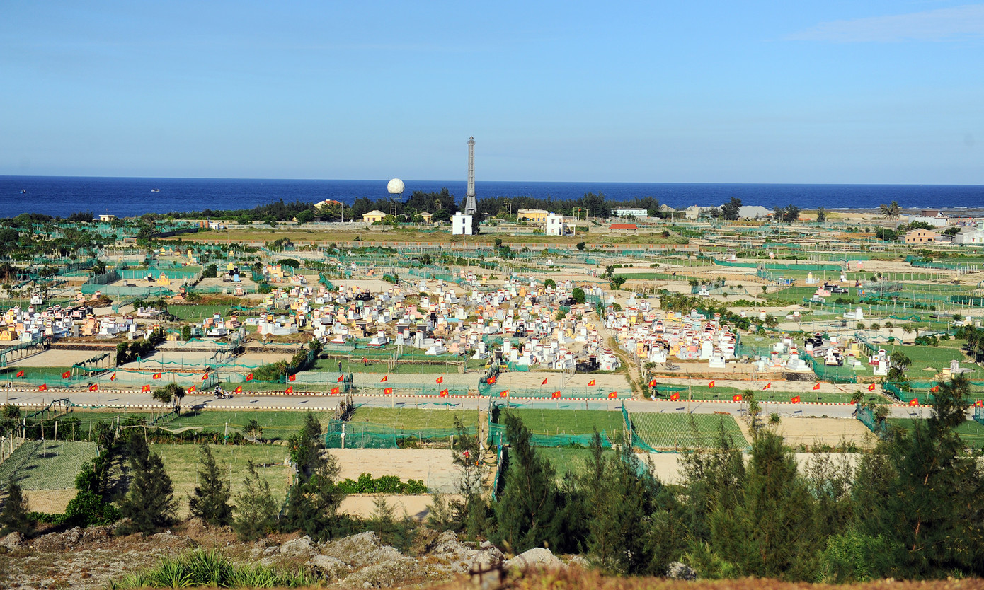 Tiền Phong Marathon: Cột cờ chủ quyền đặc biệt trên đảo Lý Sơn ảnh 7