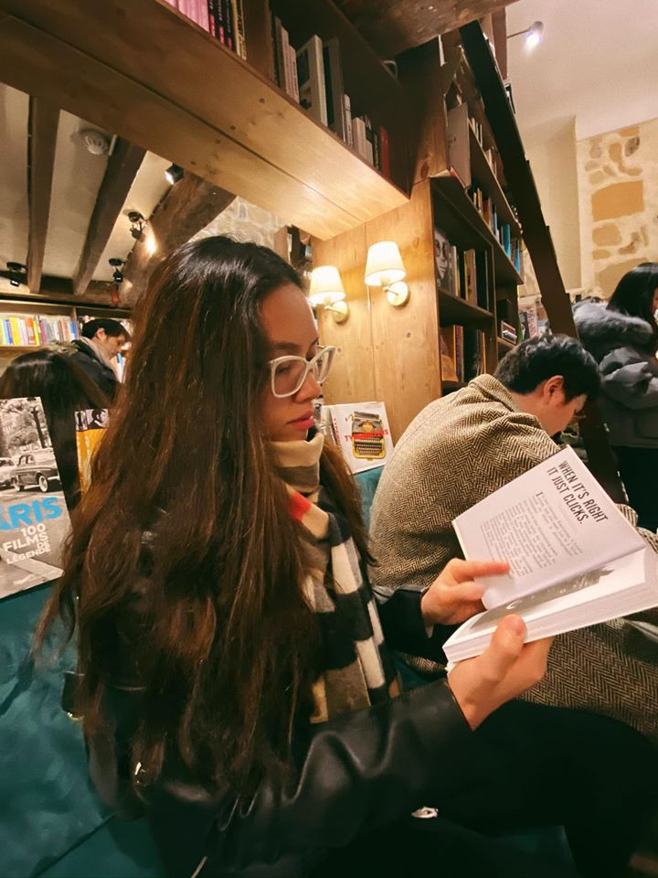 Sống tích cực mùa dịch: Á hậu Hoàng My gợi ý những sách quý nên đọc khi cách ly ở nhà ảnh 2