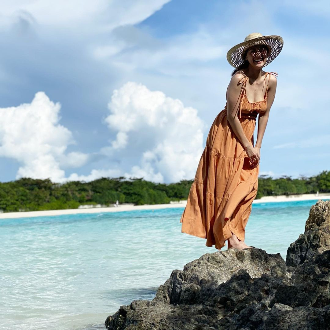 'Mỹ nhân đẹp nhất Philippines' hiếm hoi mặc bikini gợi cảm ảnh 4