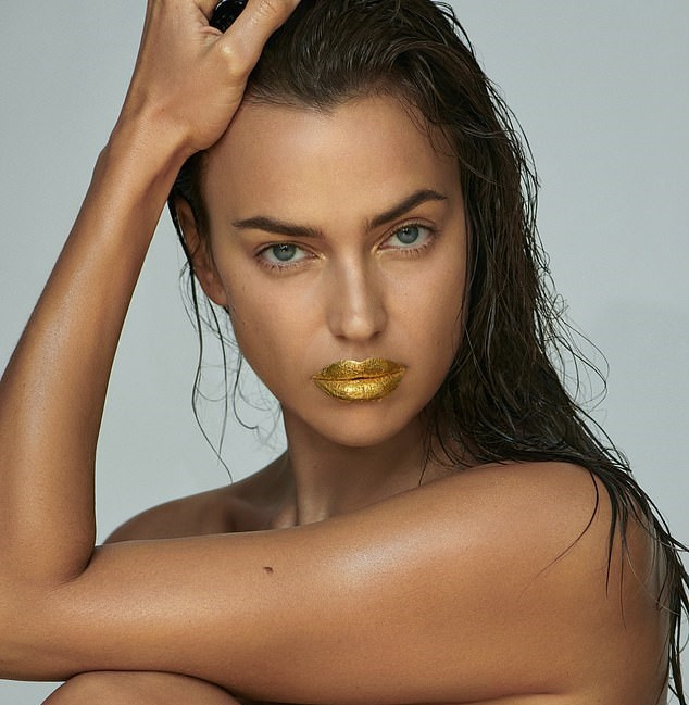 Irina Shayk táo bạo trong ảnh nude, đắp vàng trên môi ảnh 2