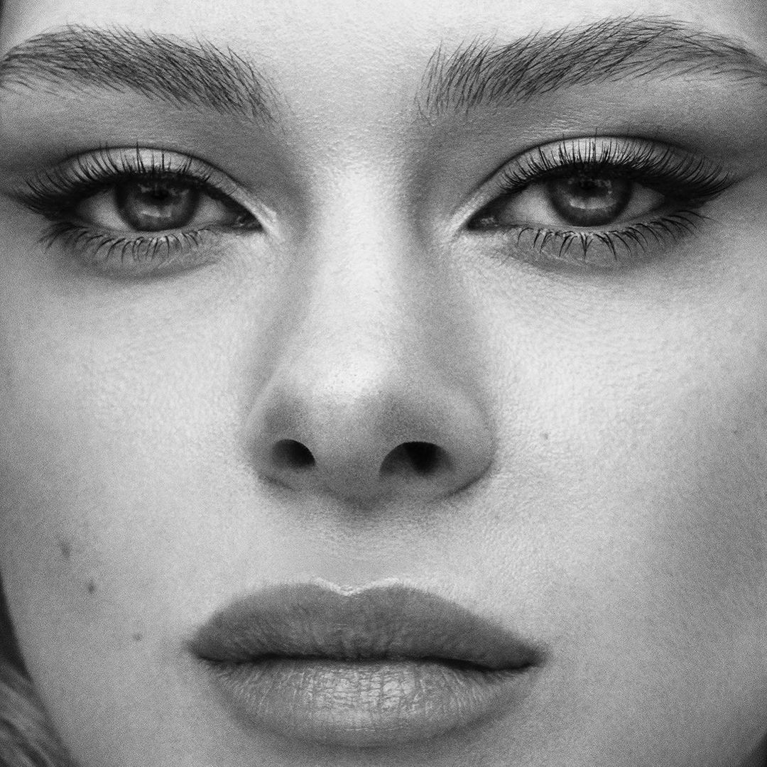 Cậu cả nhà Beckham chụp ảnh nóng bỏng cùng hôn thê ảnh 7