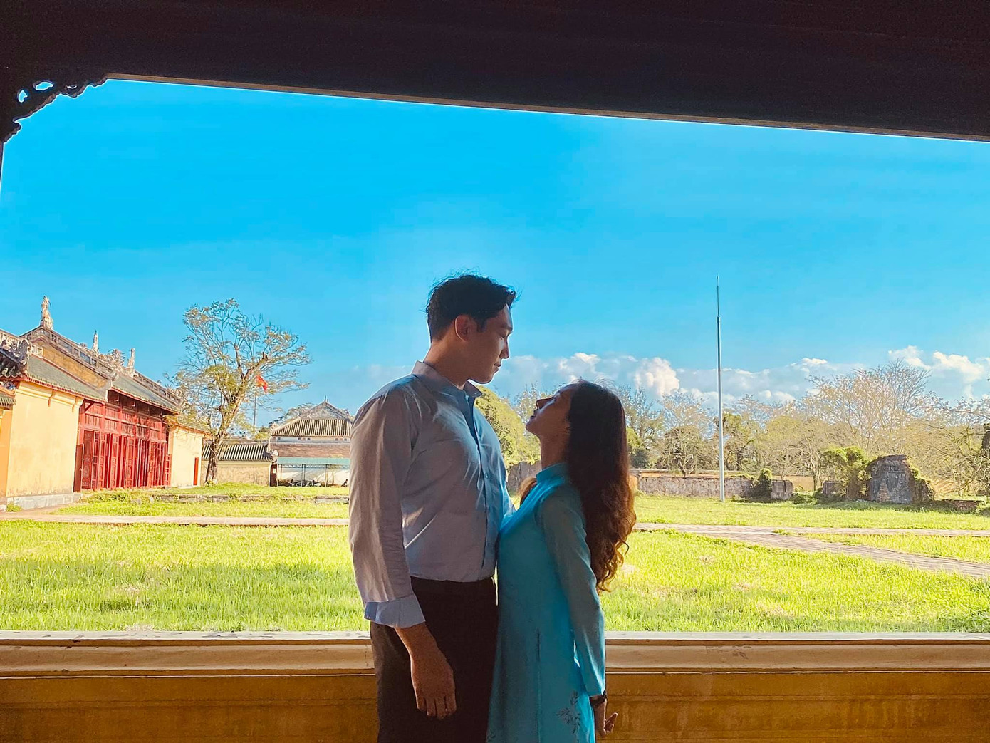 Cô gái Việt dẫn bạn trai Hàn ngắm cảnh đẹp nao lòng ở Huế ảnh 9