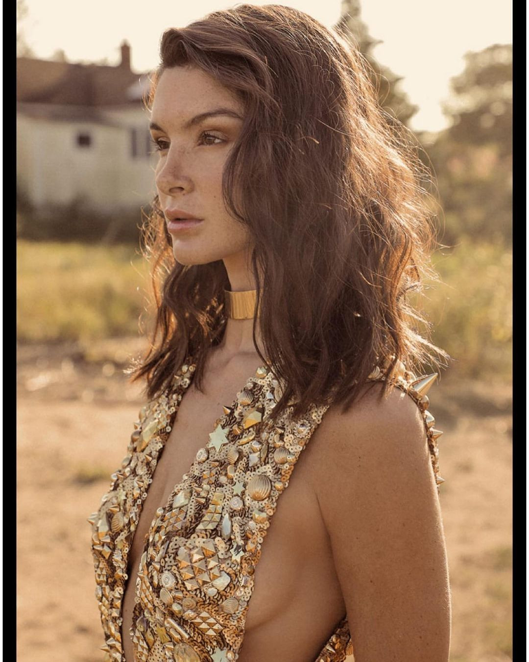 Người mẫu 9x Bella Banos siêu gợi cảm trên Maxim ảnh 8