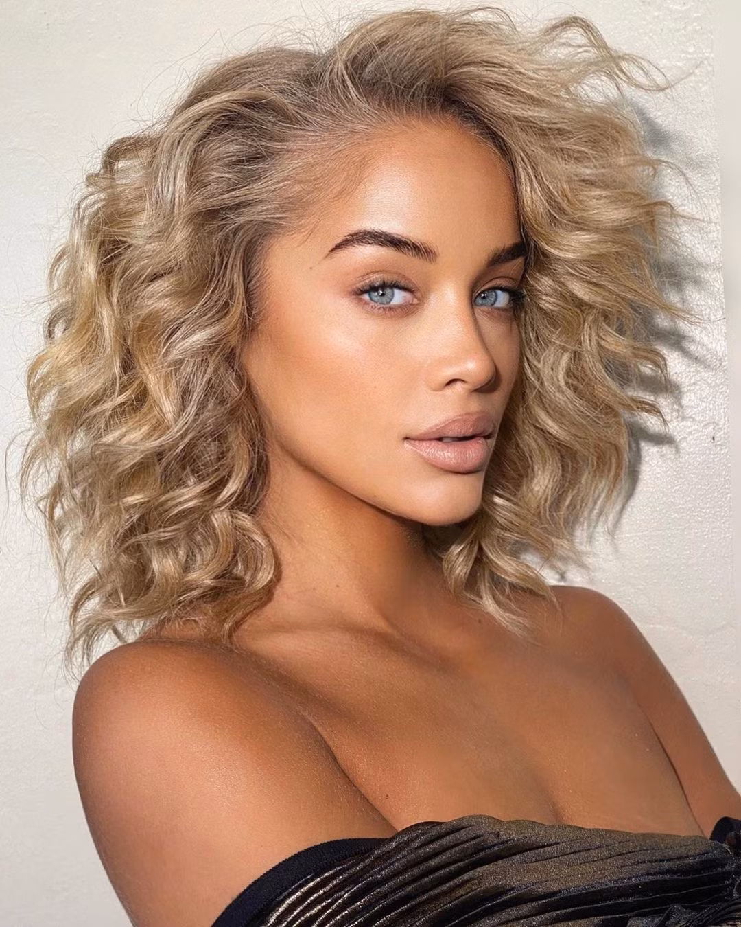 Người mẫu nóng bỏng Jasmine Sanders mặc bikini trượt tuyết ảnh 7