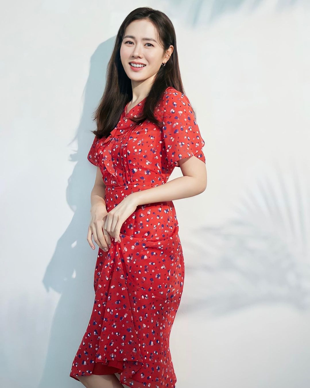 Người đẹp phim 'Hạ cánh nơi anh' U40 trẻ đẹp như nữ thần mùa xuân ảnh 3