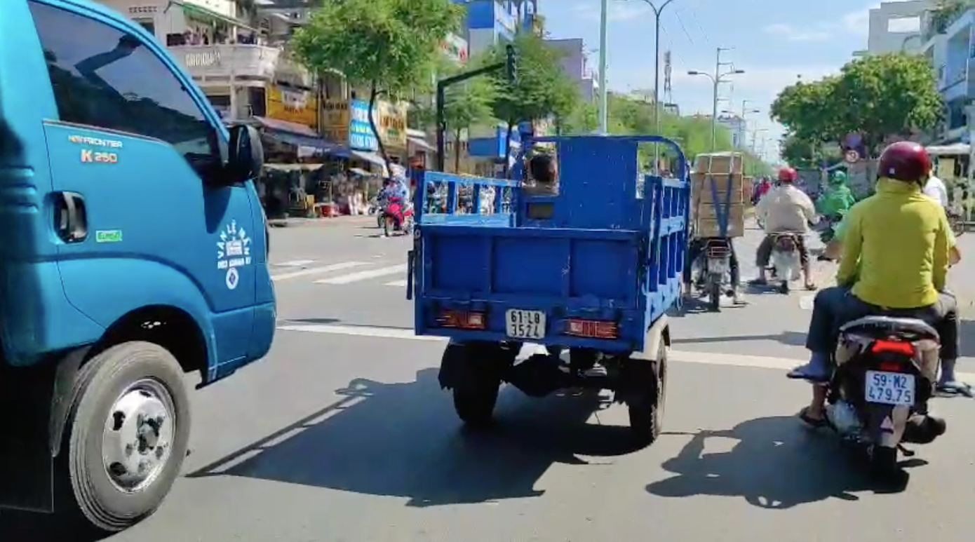 12 năm sau 'lệnh cấm', xe ba gác vẫn len lỏi khắp ngóc ngách Sài Gòn ảnh 2