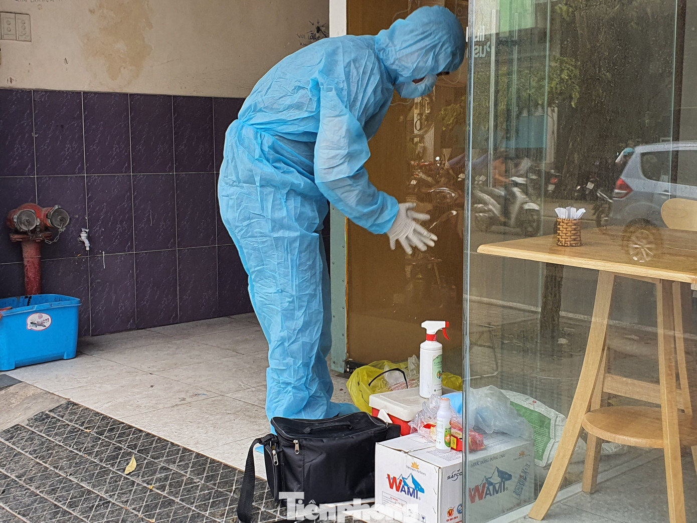 Cận cảnh nơi tự cách ly của tiếp viên hàng không và giáo viên ngoại ngữ mắc COVID-19 ảnh 5