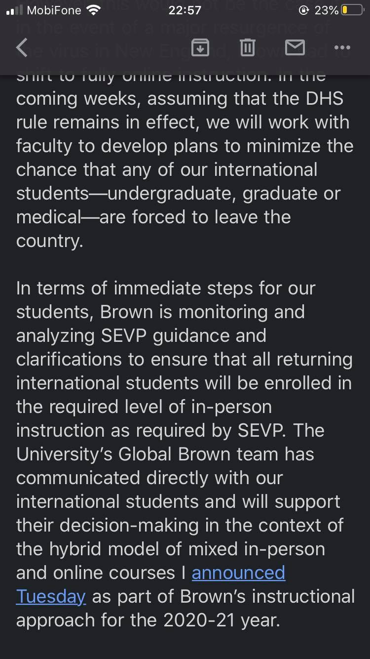 ĐH Mỹ hối hả “giải cứu” du học sinh: Vừa tìm cách “lách luật”, vừa kiện chính quyền Trump ảnh 2