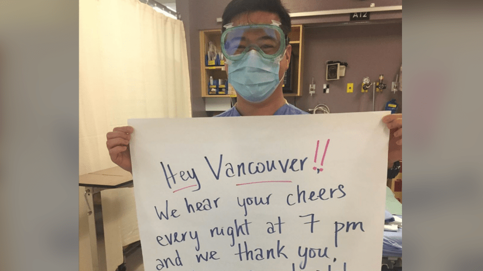 Biệt đội “áo trắng” mới thành lập đã hot hơn Avengers, đi đến đâu fan rần rần đến đó ảnh 3