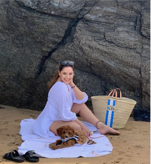 Mỹ nhân có thể hình 'kỳ quan thứ 8' tung ảnh áo tắm gợi cảm bên bạn trai kém tuổi ảnh 3