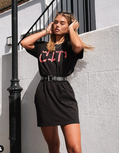 Arabella Chi diện đồ bơi nhỏ xíu, thả dáng dưới ánh hoàng hôn gợi cảm mê mẩn ảnh 8