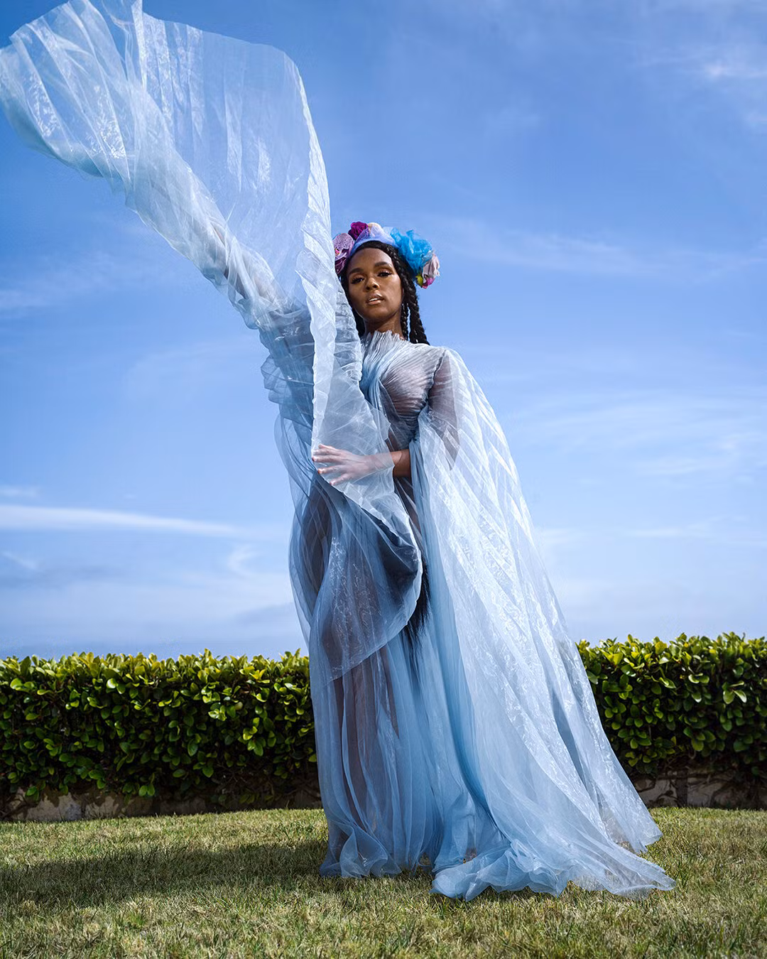 Người đẹp đa tài Janelle Monáe quấn khăn lụa che thân gợi cảm mê mẩn ảnh 2