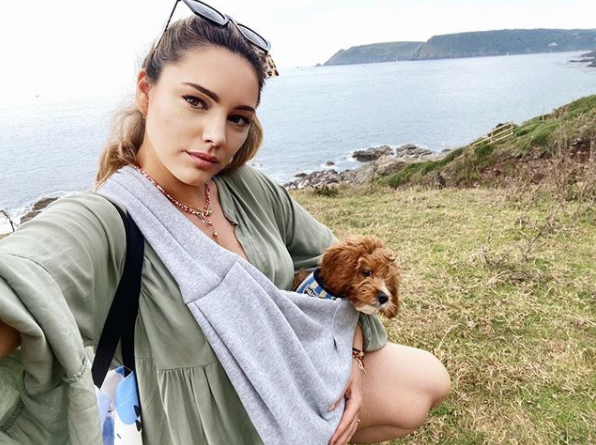 Mỹ nhân có thể hình 'kỳ quan thứ 8' tung ảnh áo tắm gợi cảm bên bạn trai kém tuổi ảnh 4