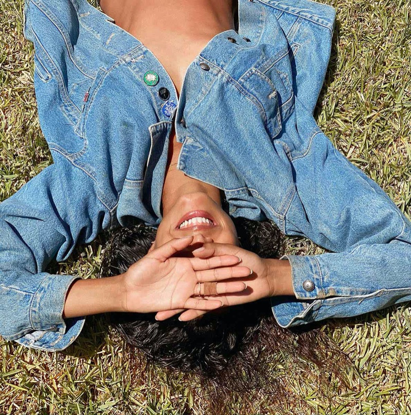 'Thiên thần nội y' xứ Samba nóng bỏng đầy mê hoặc trên tạp chí ảnh 13