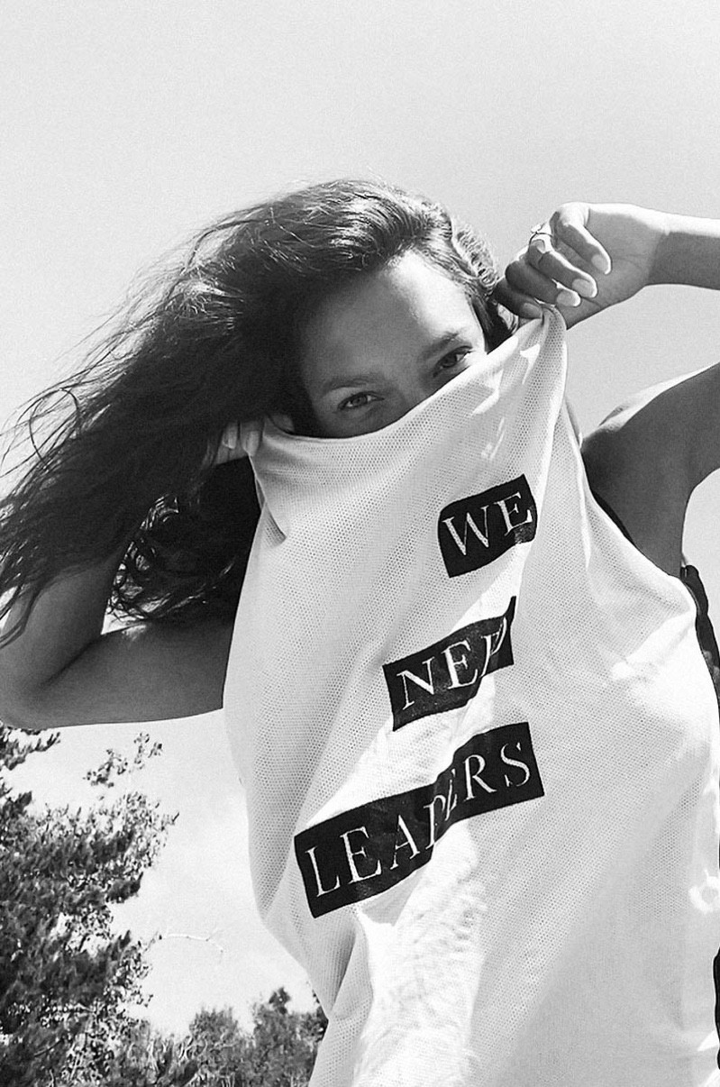 'Thiên thần nội y' xứ Samba nóng bỏng đầy mê hoặc trên tạp chí ảnh 7