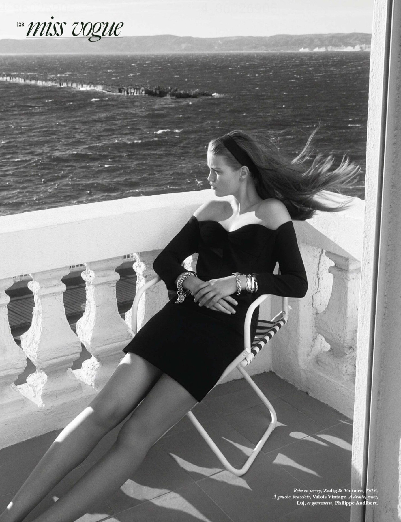 Vóc dáng tuyệt đẹp và thần thái đầy khí chất của chân dài 9x Luna Bijl ảnh 6