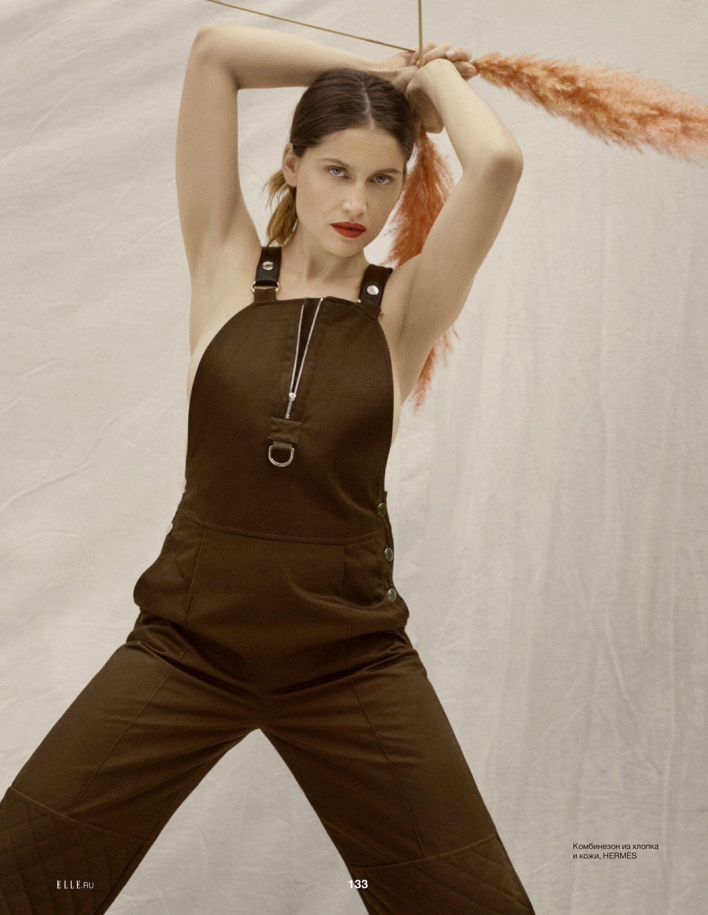 Mỹ nhân từng là 'Biểu tượng nước Pháp' gợi cảm, thần thái hút hồn ở tuổi 42 ảnh 10