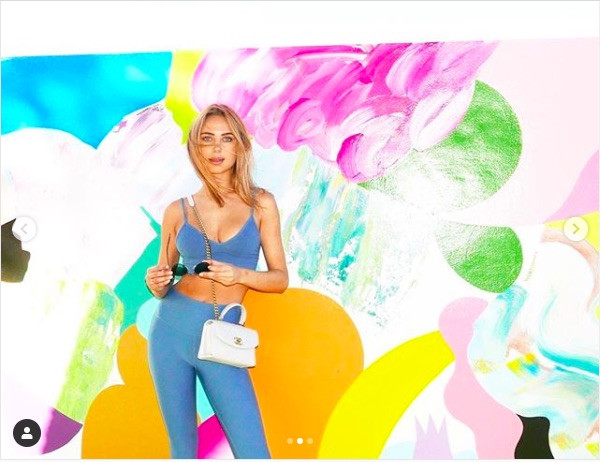 Đường cong thể hình tuyệt mỹ của chân dài 9x Kimberley Garner ảnh 5